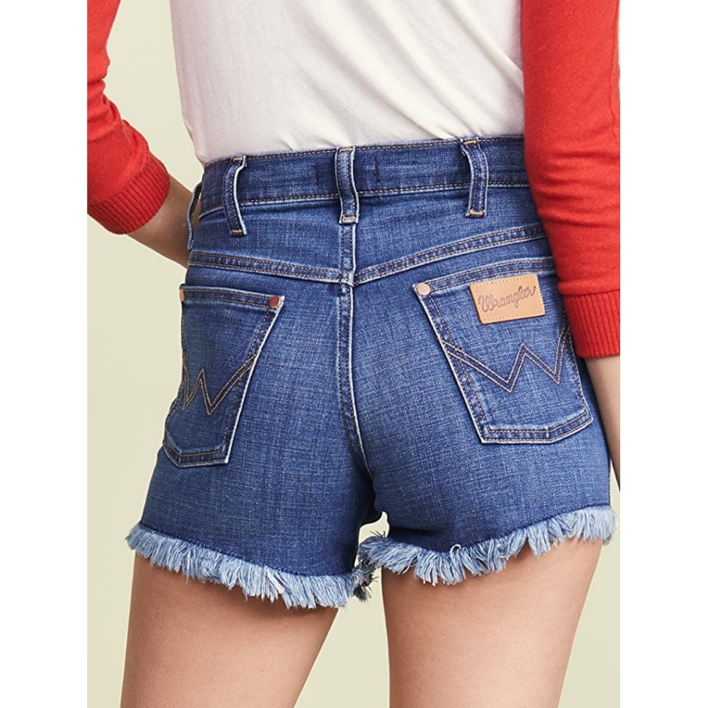 NWT SOLD OUT Wrangler Cutoff Stretch Shorts